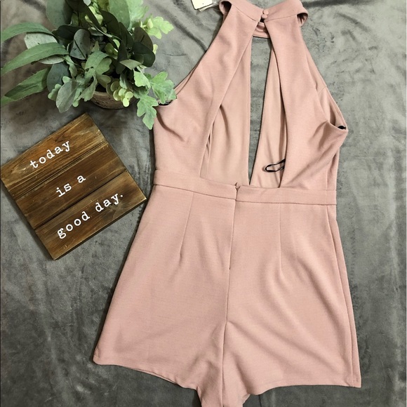 Romper - Picture 2 of 3